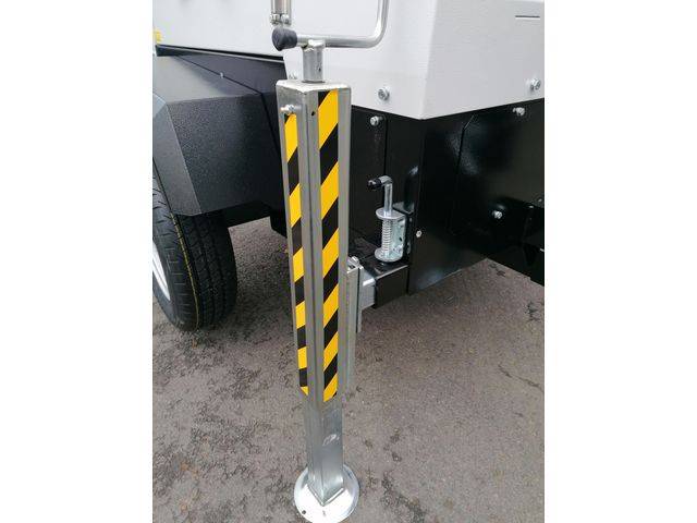 MAT D'ECLAIRAGE AUTONOME