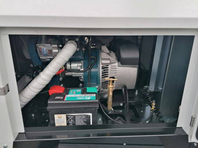 MAT D'ECLAIRAGE AUTONOME